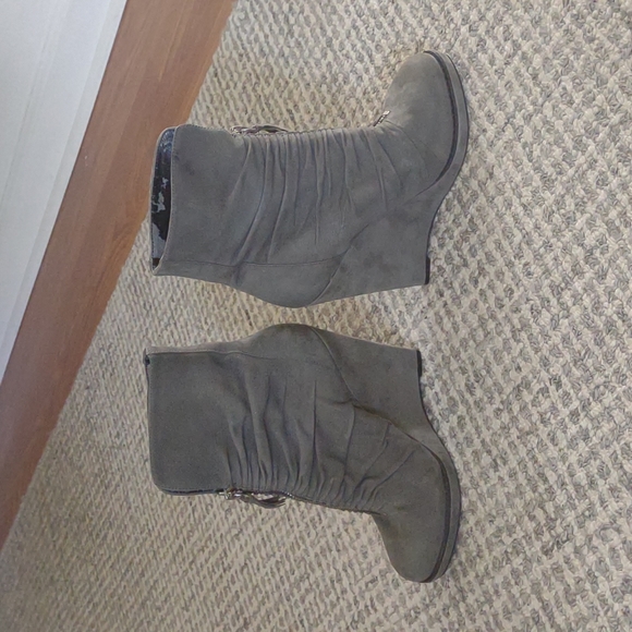 Enzo Angiolini wedge booties - Picture 3 of 11